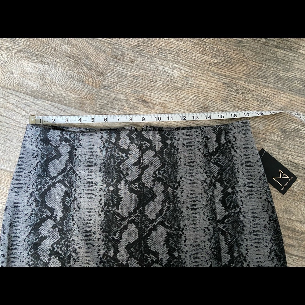 Material Girl python print mini skirt - Picture 11 of 11